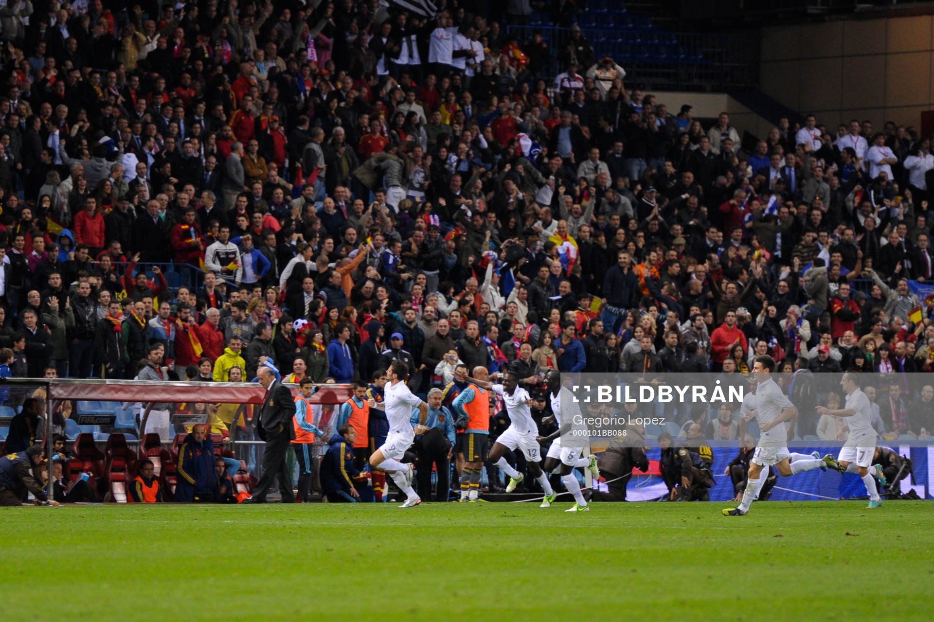 France celebrates the 1-1 in the 90th minute in the Vicente