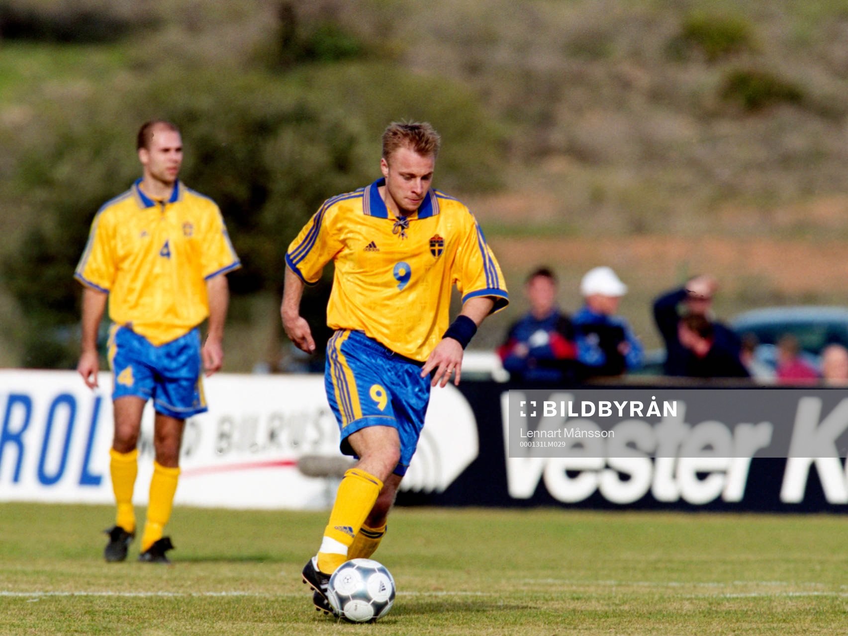 Anders Andersson med bollen