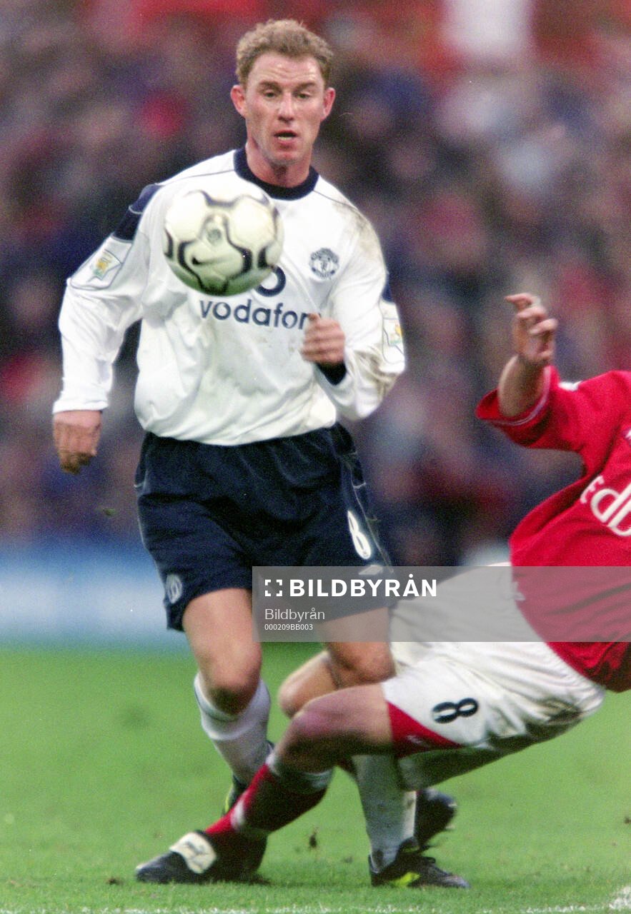 Football, English Premier League 2000-2001, Charlton -