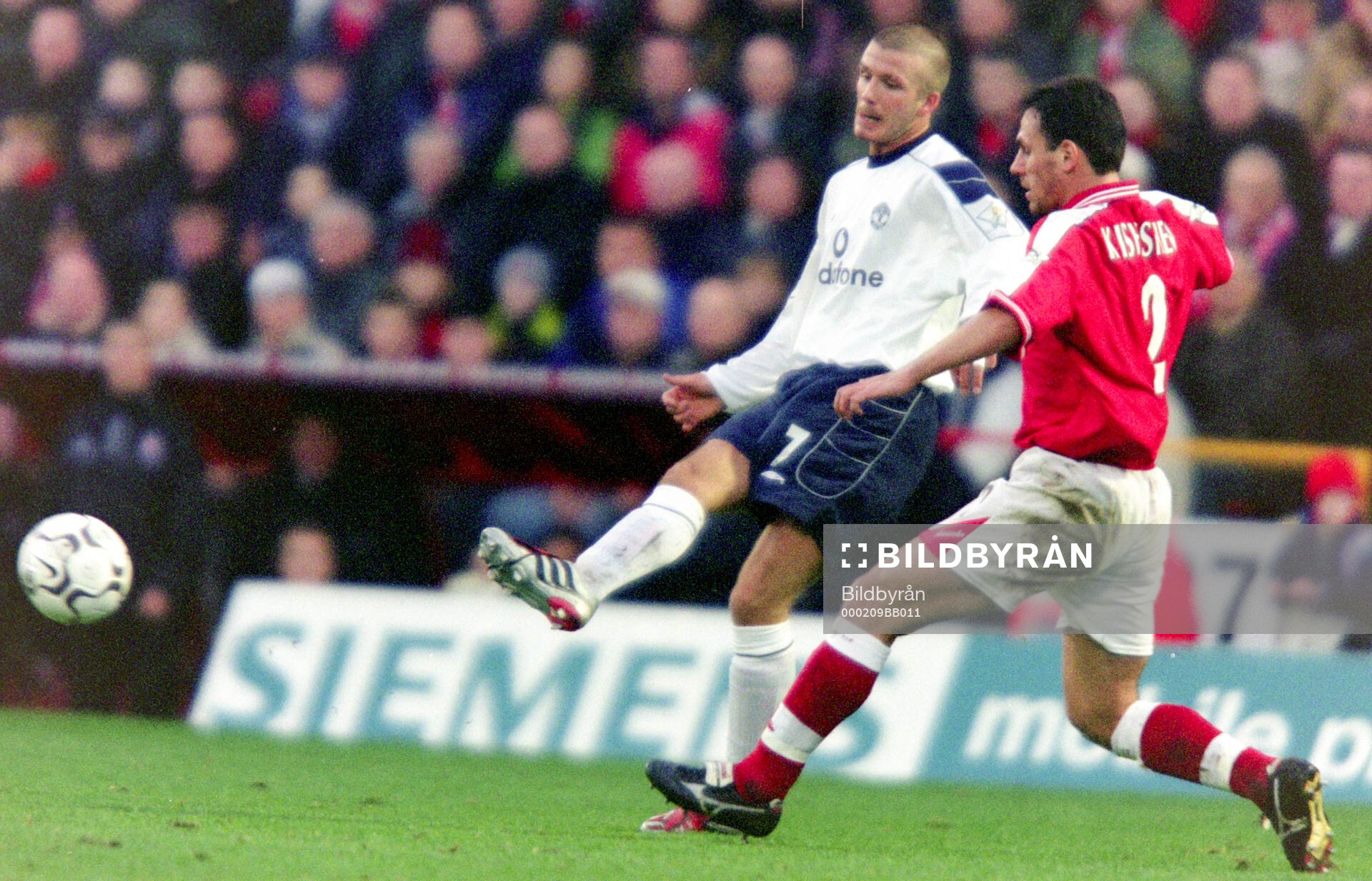 Football, English Premier League 2000-2001, Charlton -