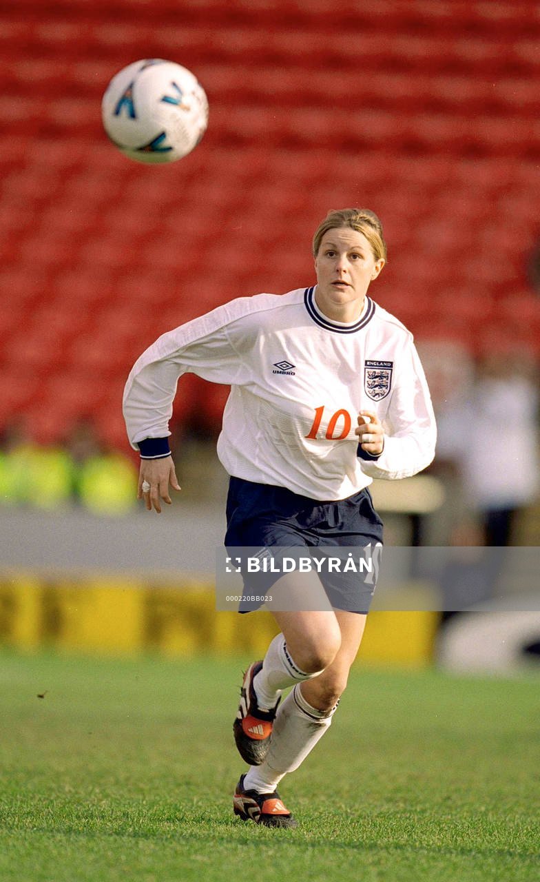 Fotboll, Dam, Kelly Smith, England