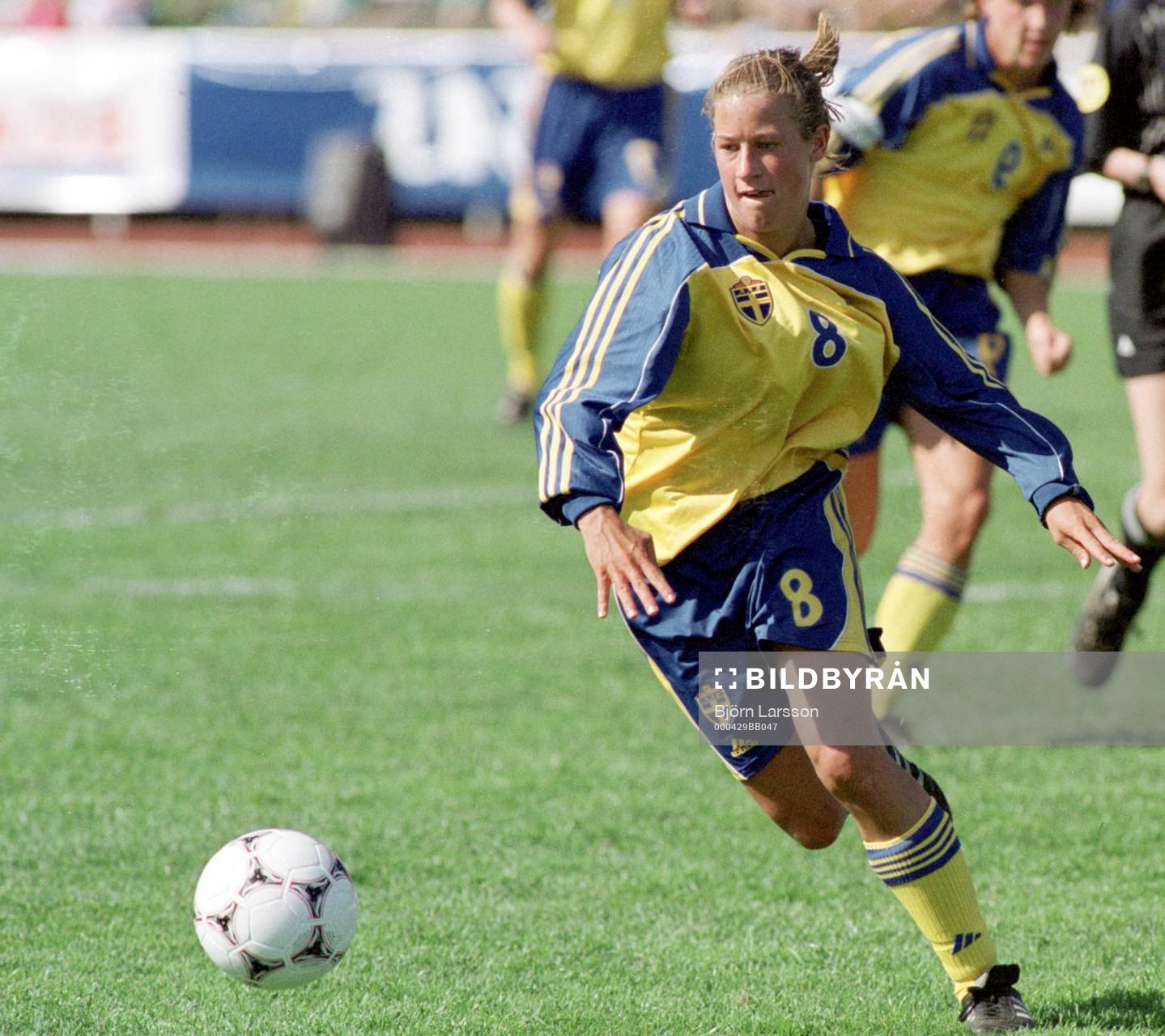 Elin Flyborg, Sverige