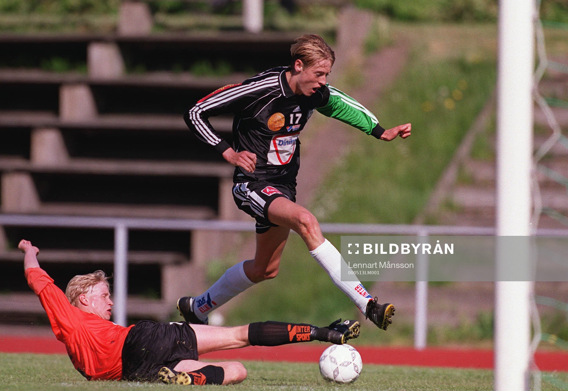 Hässleholms engelsman - 202 cm långe - Peter Crouch