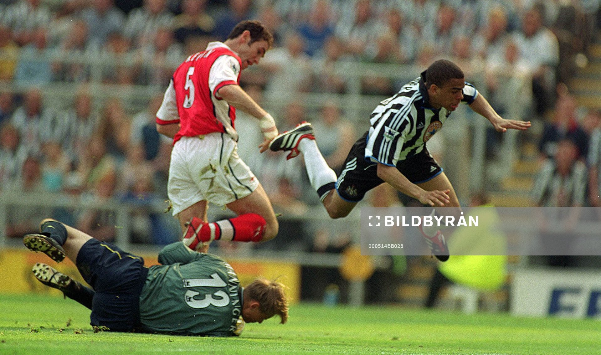 Kieron Dyer, Newcastle flyger över Martin Keown, Arsenal