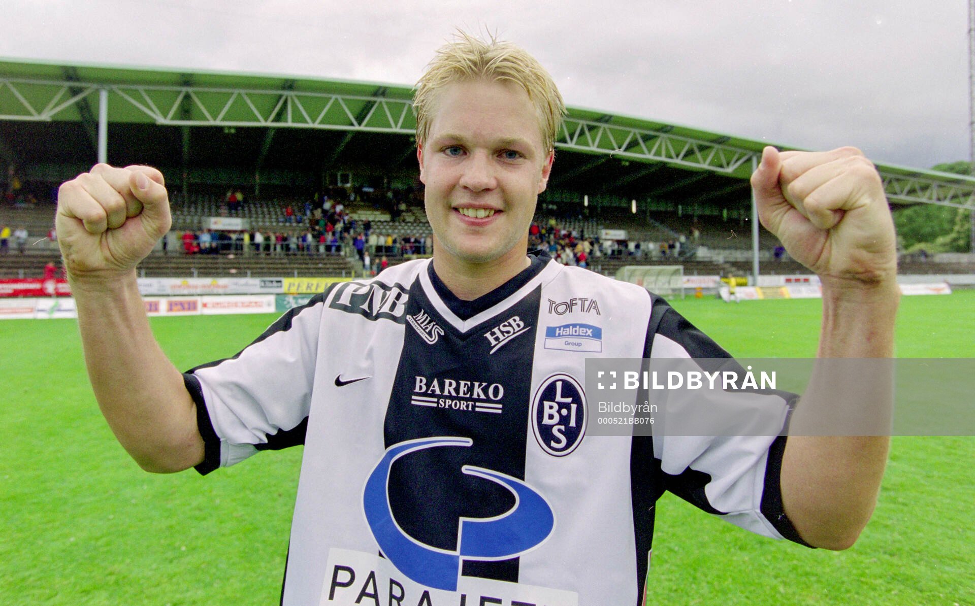 Landskronas målskytt Matthias Eklund jublar