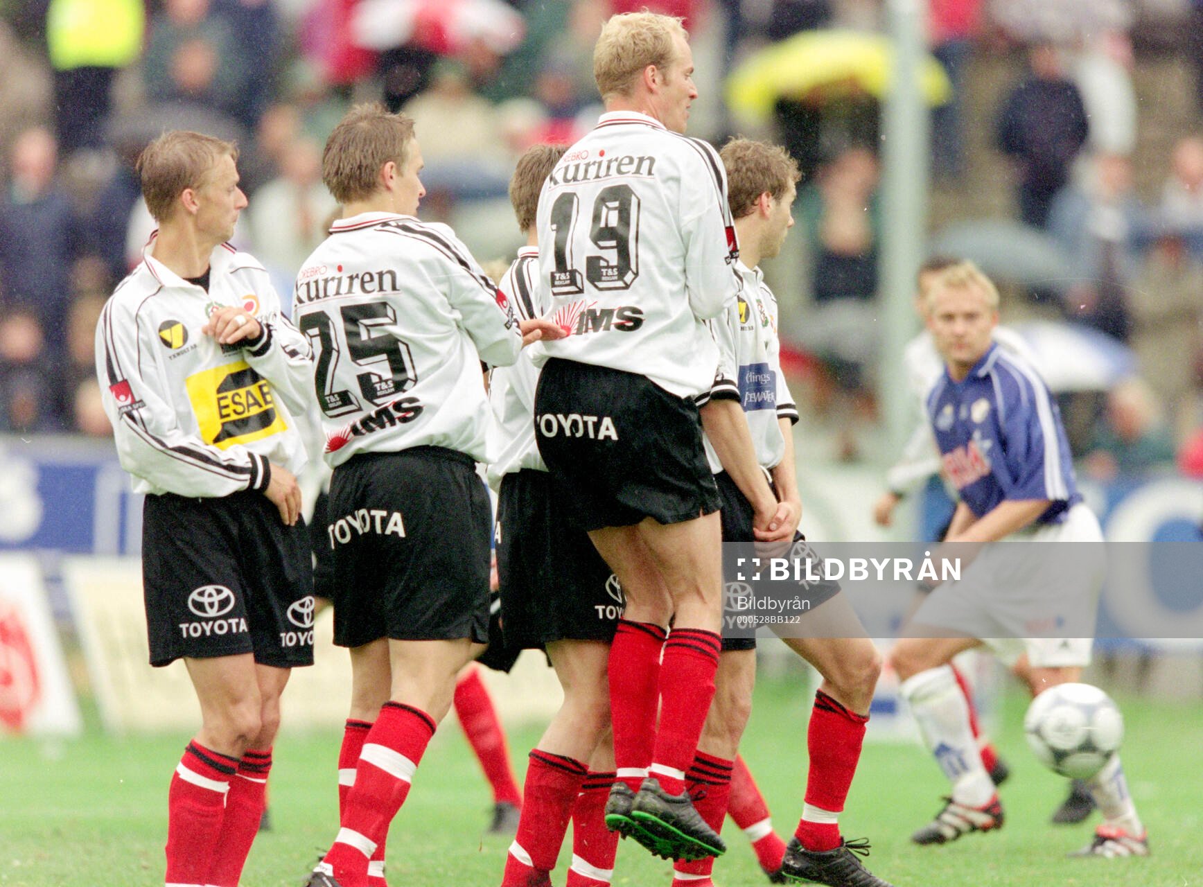 Örebros frisparksmur, fr v Mikael Steen, Fredrik Nordback,