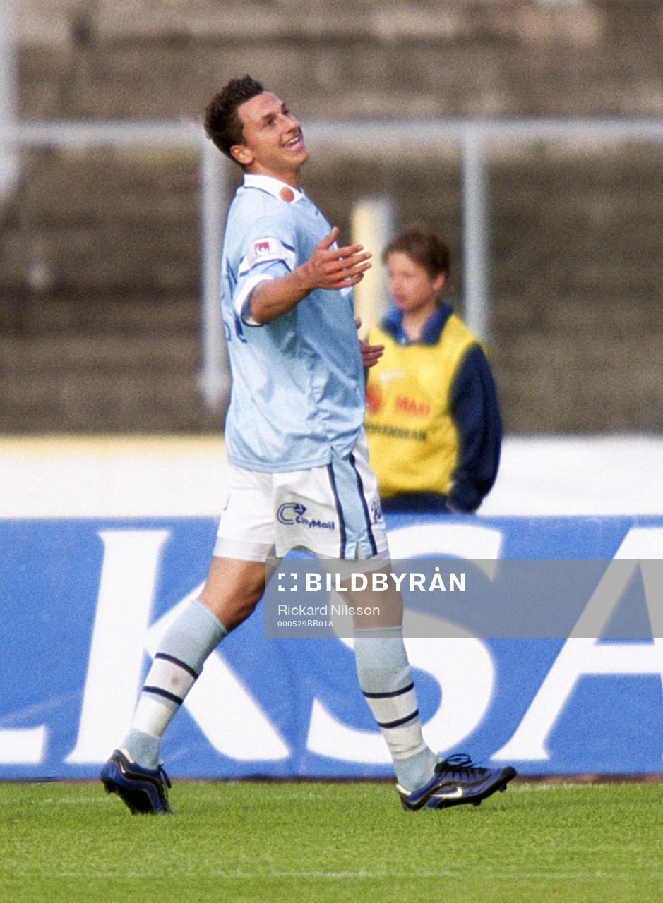 Fotboll, Superettan, Malmö FF - Umeå, 1-0: Zlatan Ibrahimovic, Malmö.