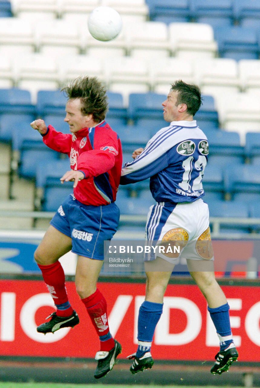 Helsingborgs Stig Johansen mot Sundsvalls Mats Barkemo