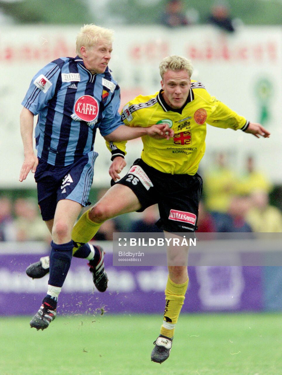 Djurgårdens Patrik Eriksson mot Mjällbys Marcus Ekenberg