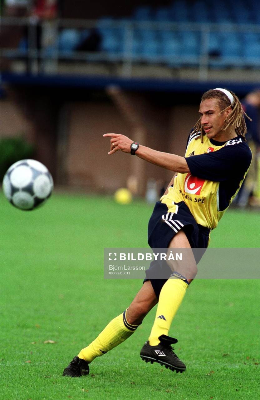  Henrik Larsson