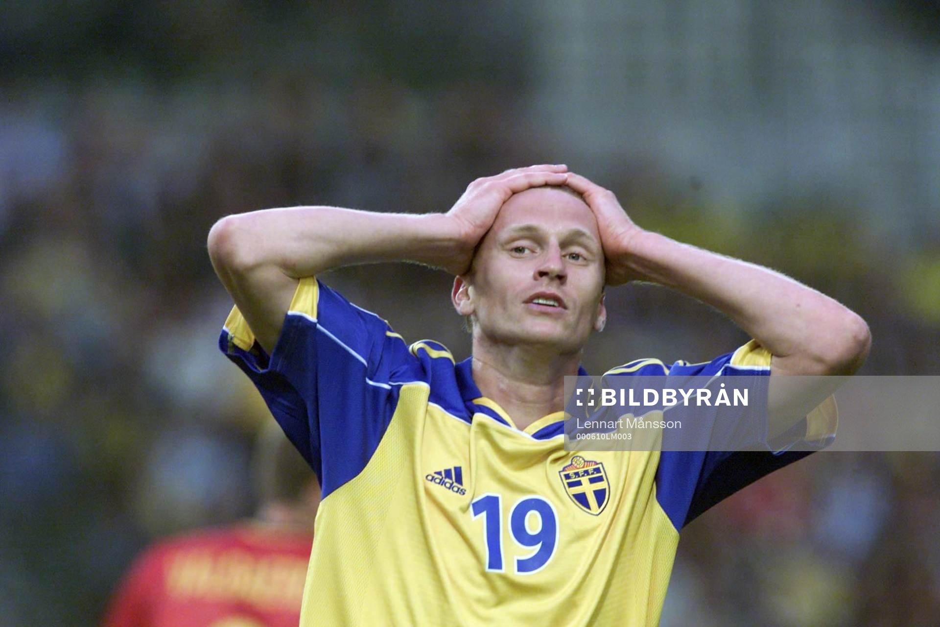 Kennet Andersson, Sverige tar sig för pannan