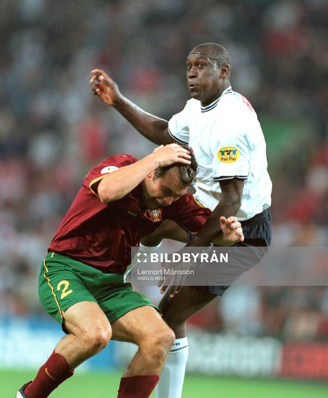 Emile Heskey, England och Jorge Costa, Portugal