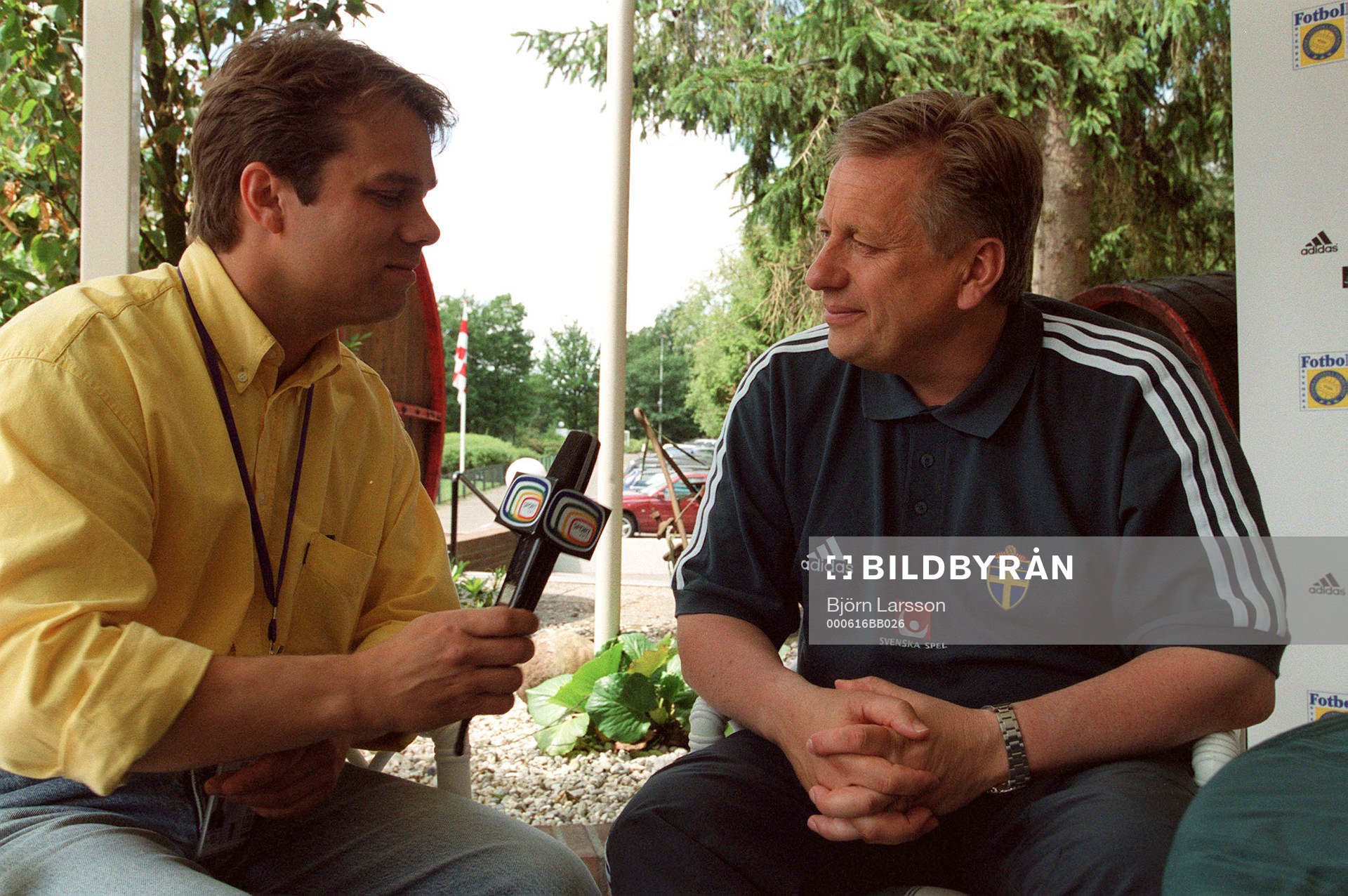 Albert Svanberg, SVT och Tommy Söderberg, förbundskapten,