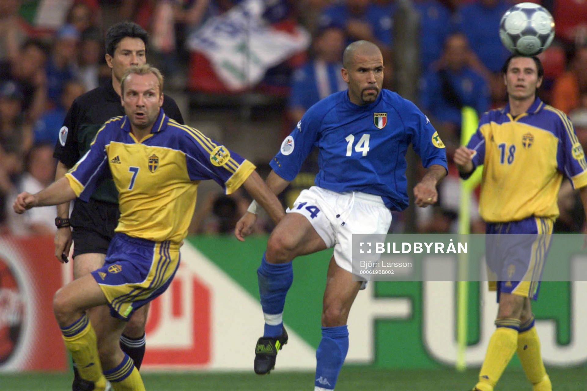 Håkan Mild, Sverige och Luigi Di Biagio, Italien
