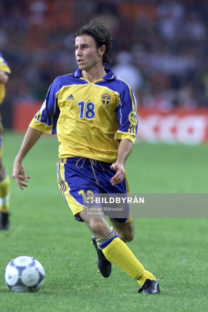  Yksel Osmanovski, Sverige