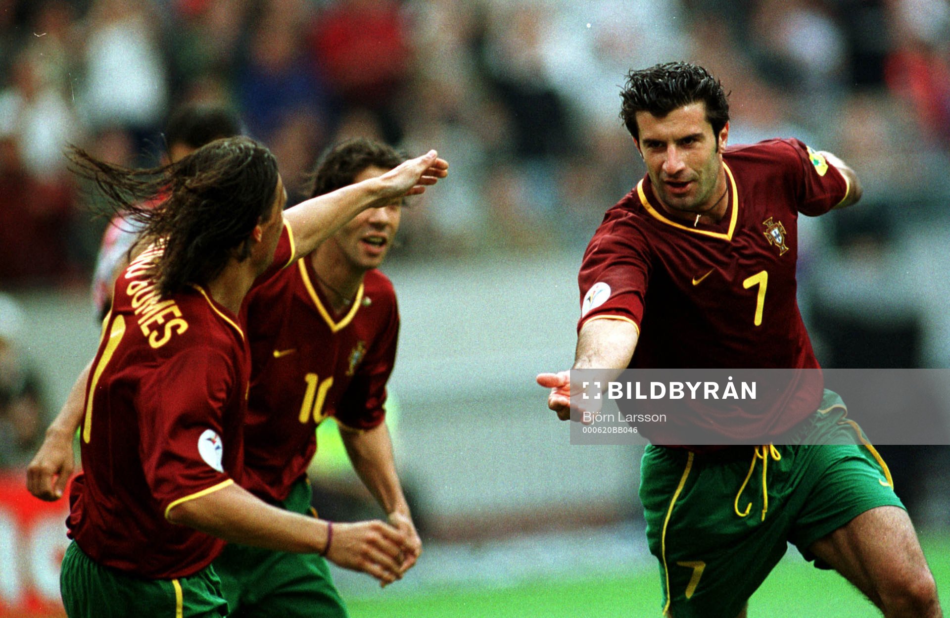 Fotboll, EM, Luis Figo och Nuno Gomes, Portugal jublar