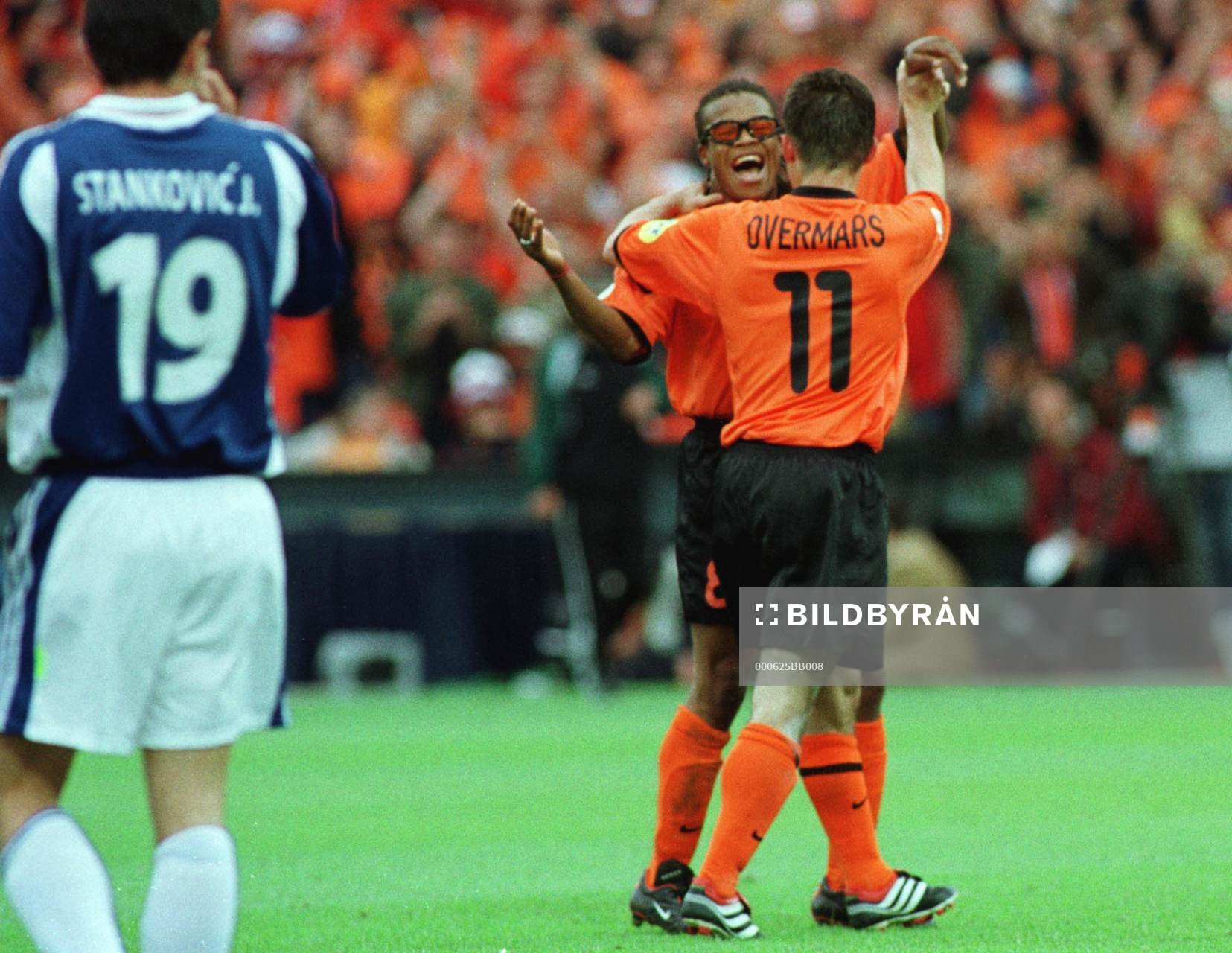 Marc Overmars och Edgar Davids, Holland jublar