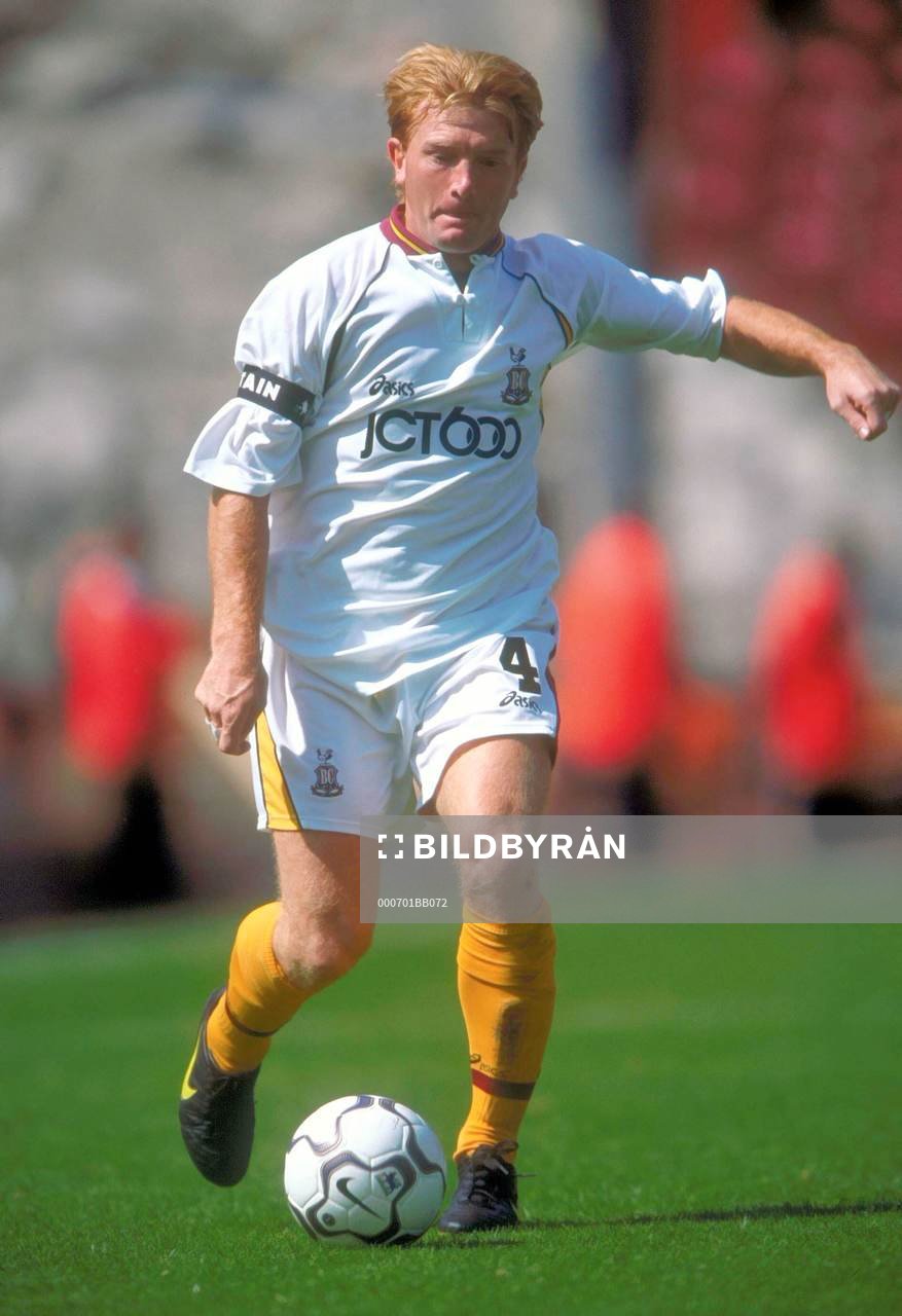  Stuart McCall, Bradford City.
