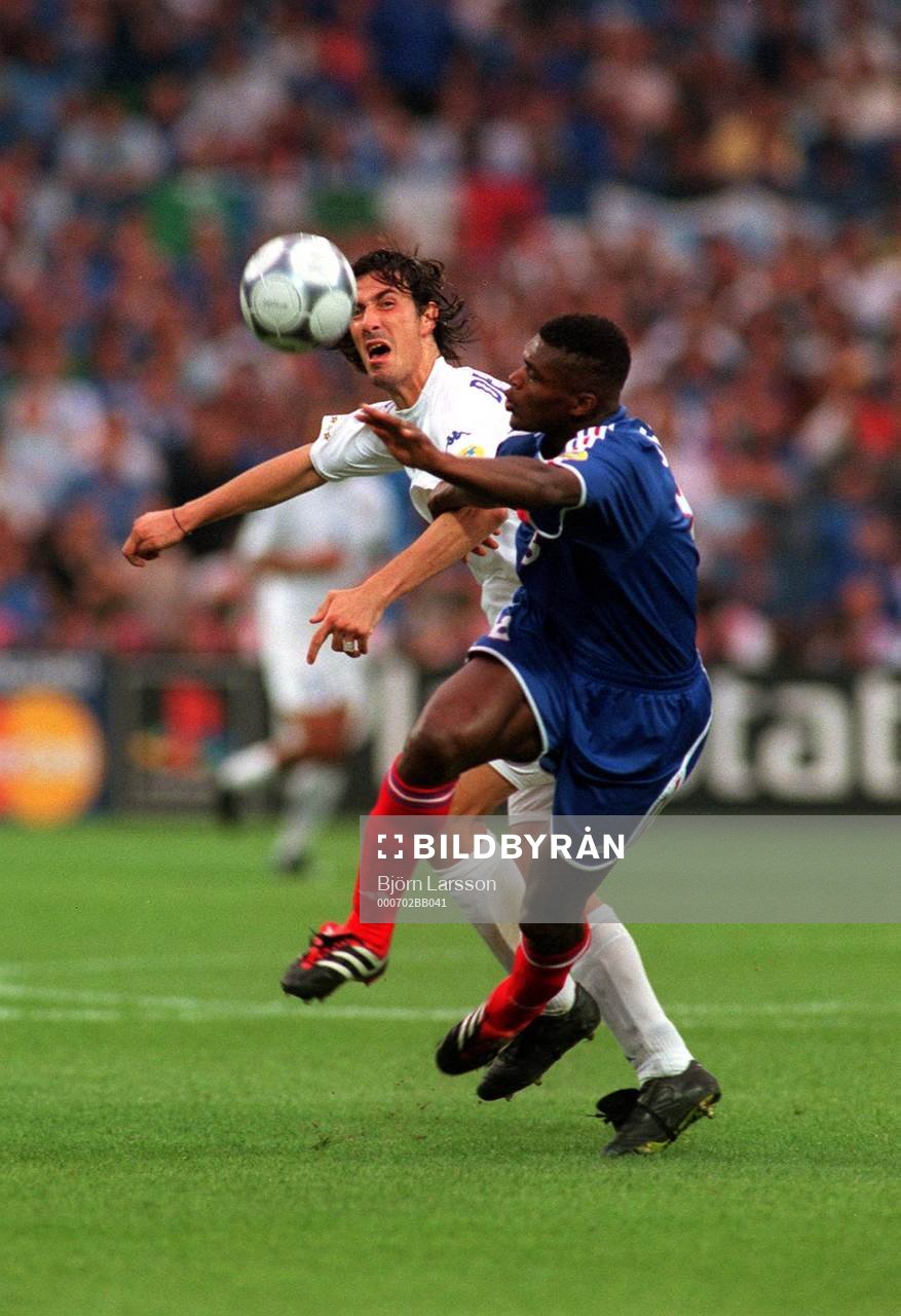  Marcel Desailly, Frankrike och Marco Delvecchio, Italien.