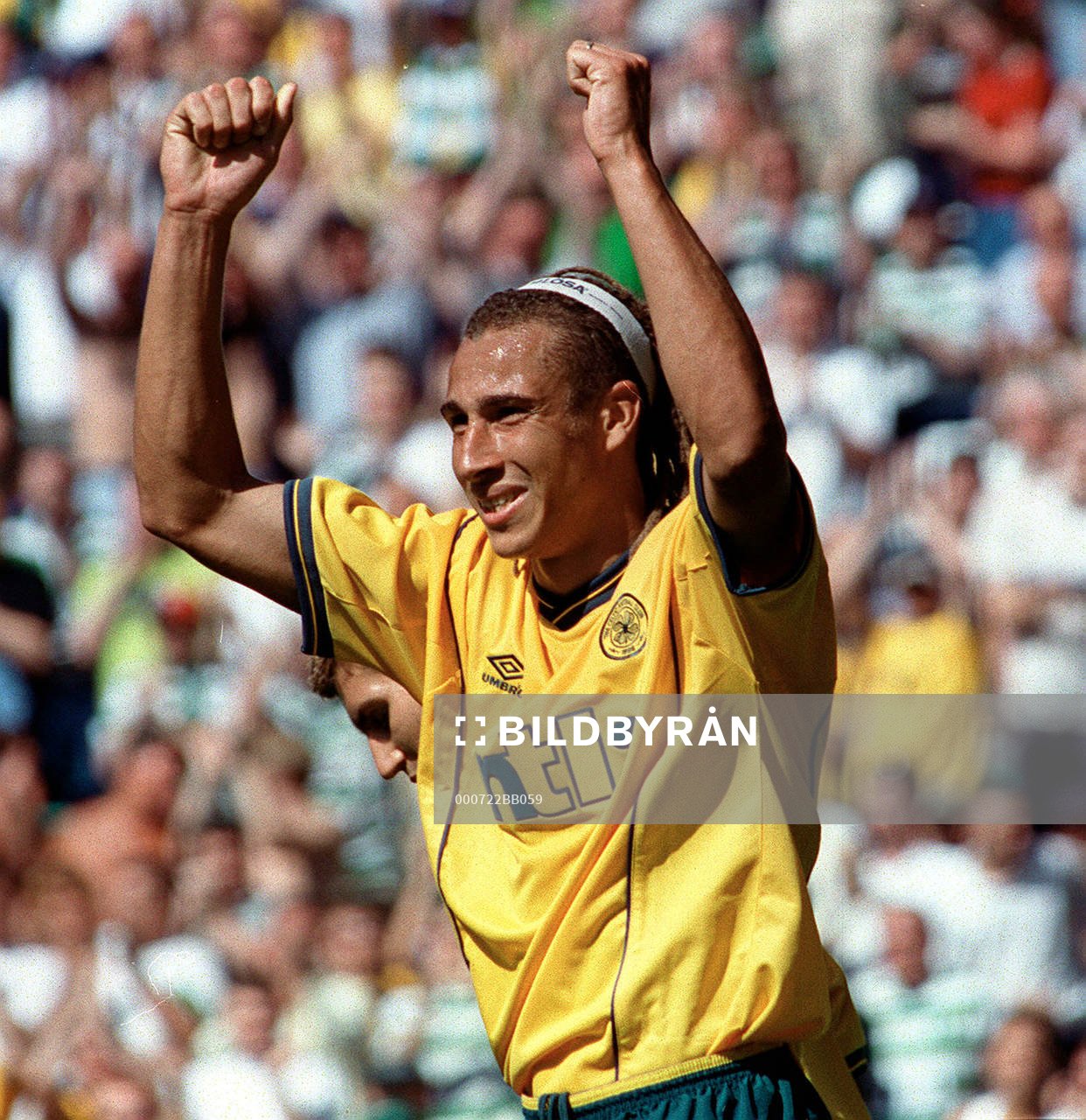  Henrik Larsson, Celtic jublar efter sitt straffmål