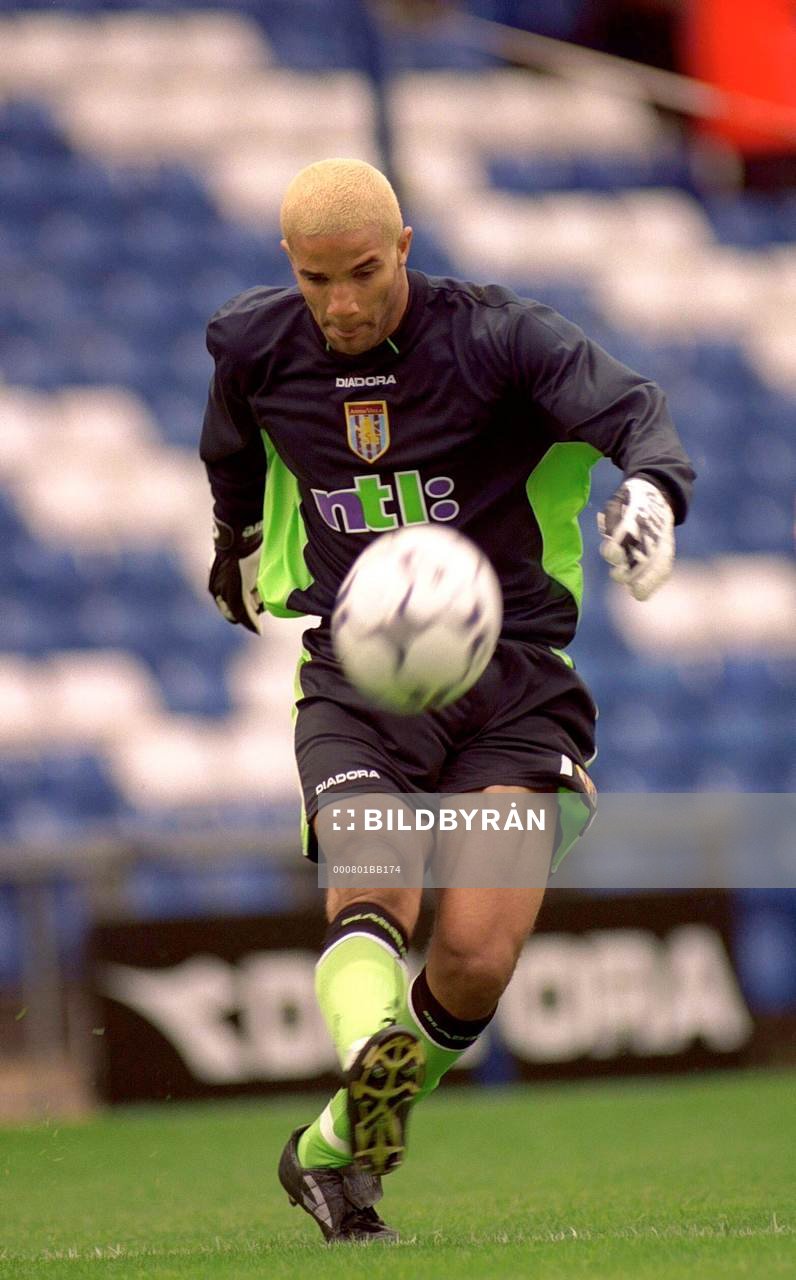 David James, Aston Villa.