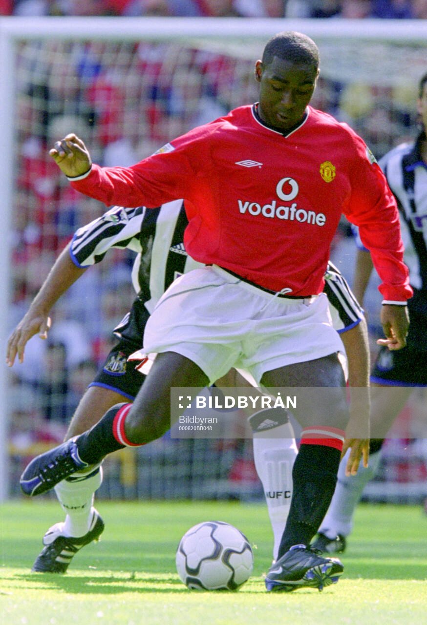 Football, Premier League, England 2000-2001, Manchester