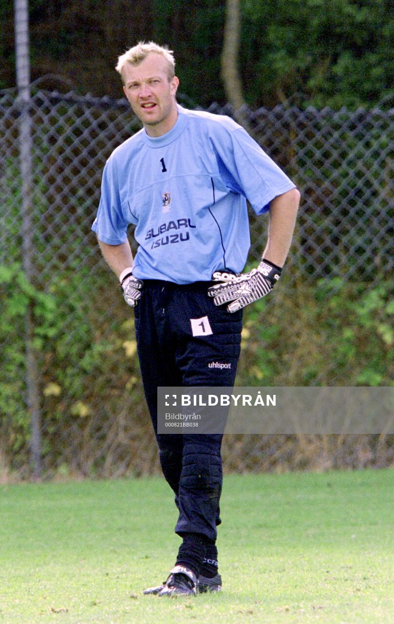 Football, Premier League 2000/01, Coventry City, training