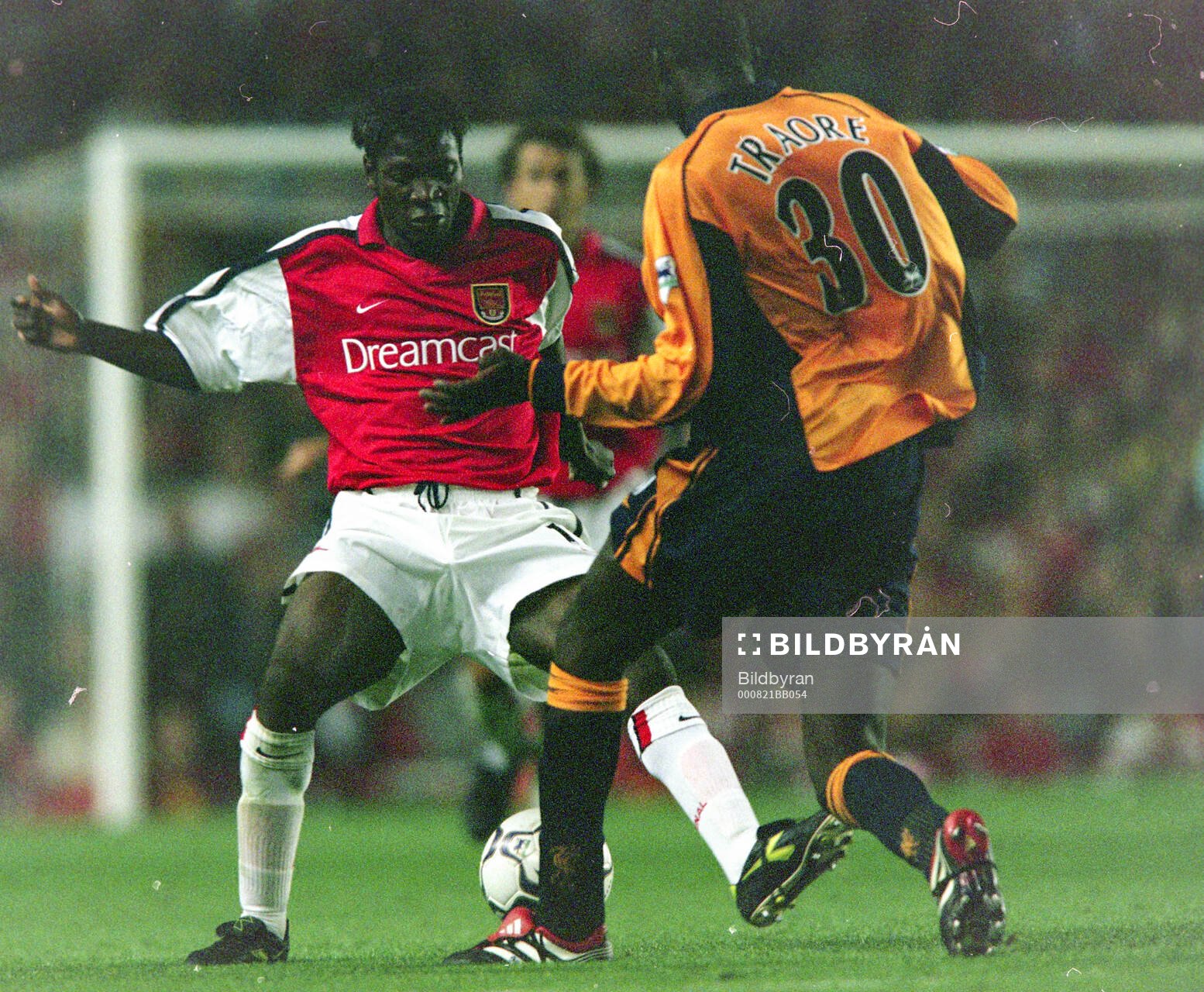Arsenals Lauren Etame Mayer against Liverpool Djimi Traore