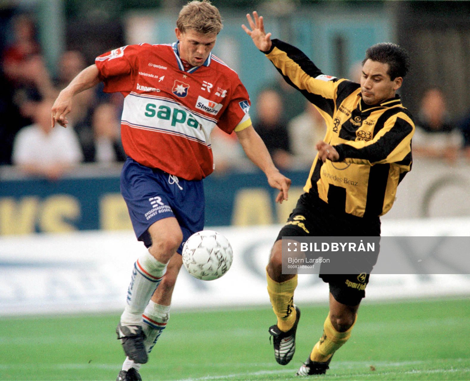 Marcus Allbäck, Örgryte och Johan Lind, Häcken