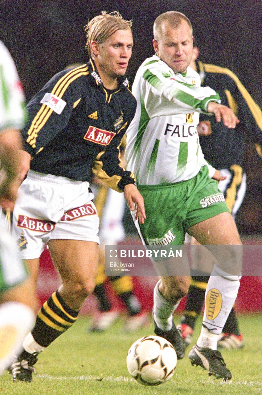 AIK:s AIK:s Martin Åslund mot Hammarbys Kaj Eskelinen