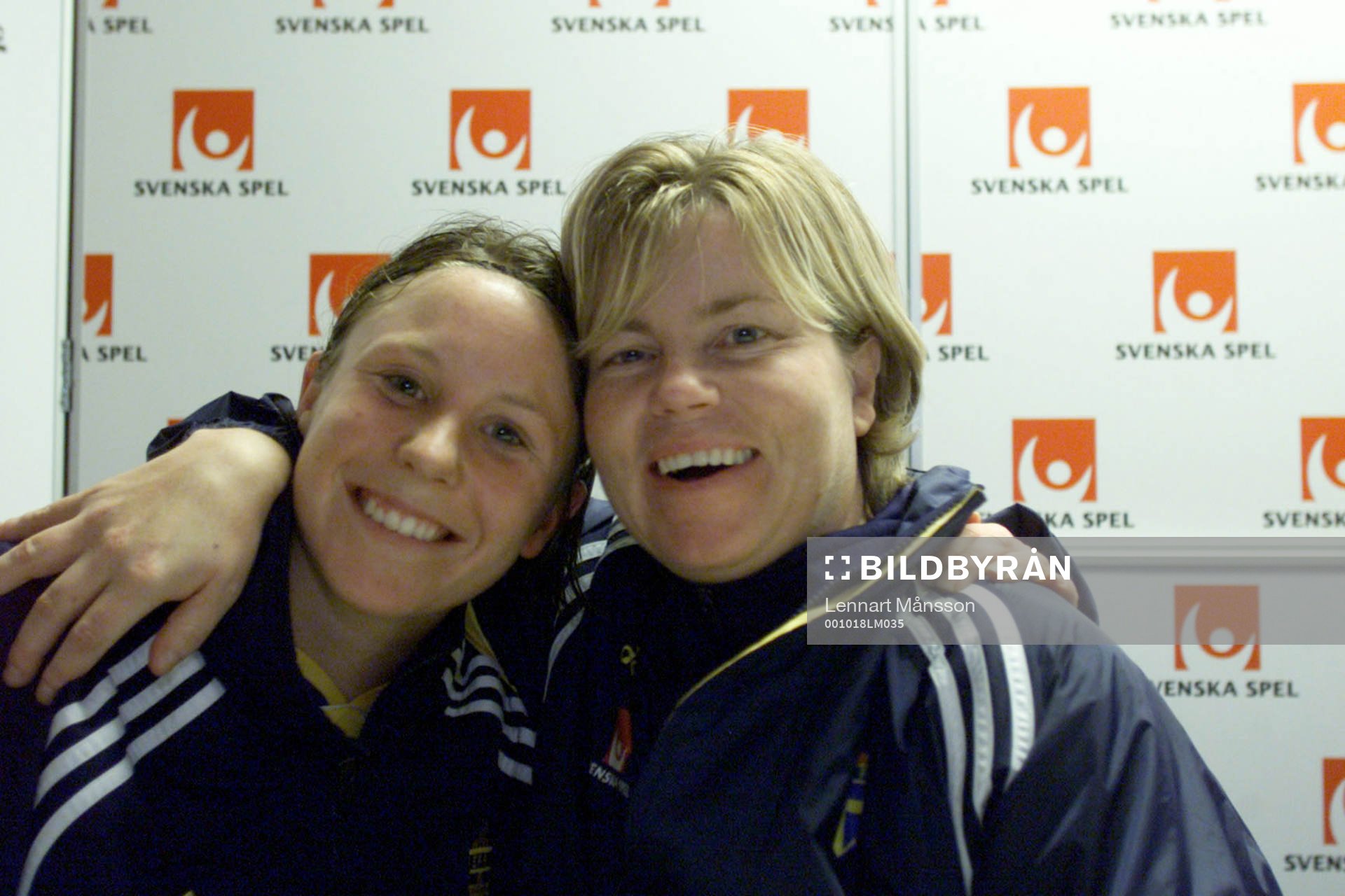  Hanna Ljungberg och Marika Domanski-Lyfors, förbundskapten Sverige