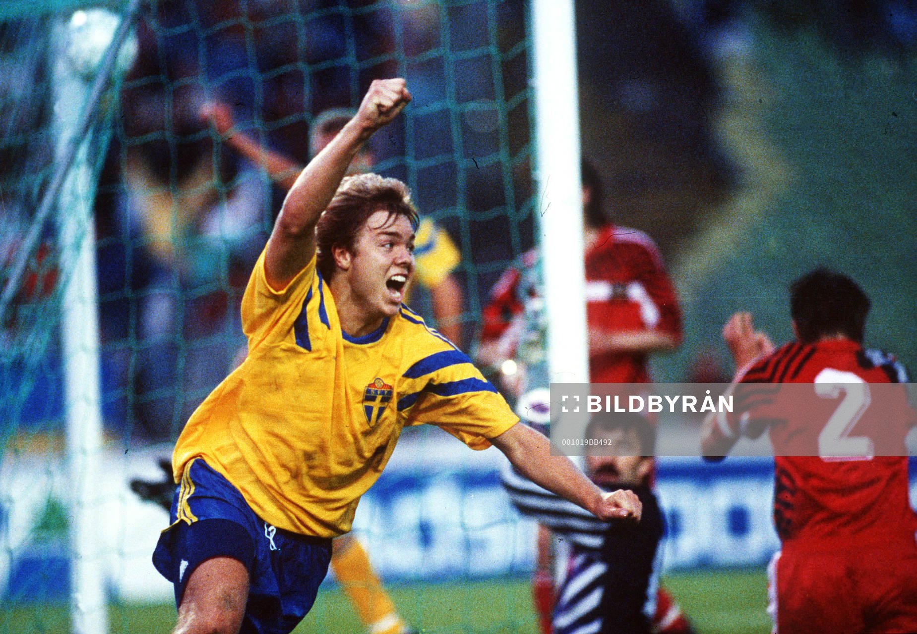 Tomas Brolin, Sverige