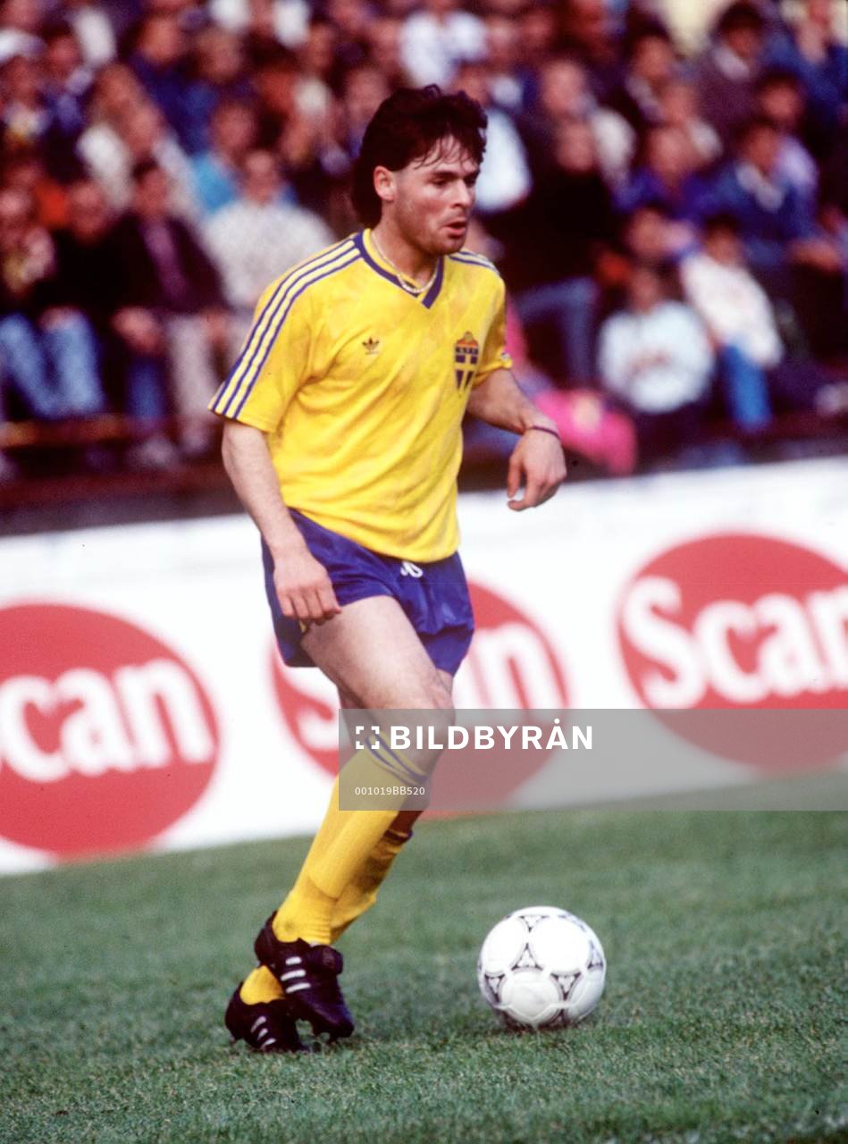 Fotboll, Anders Limpar, Sverige