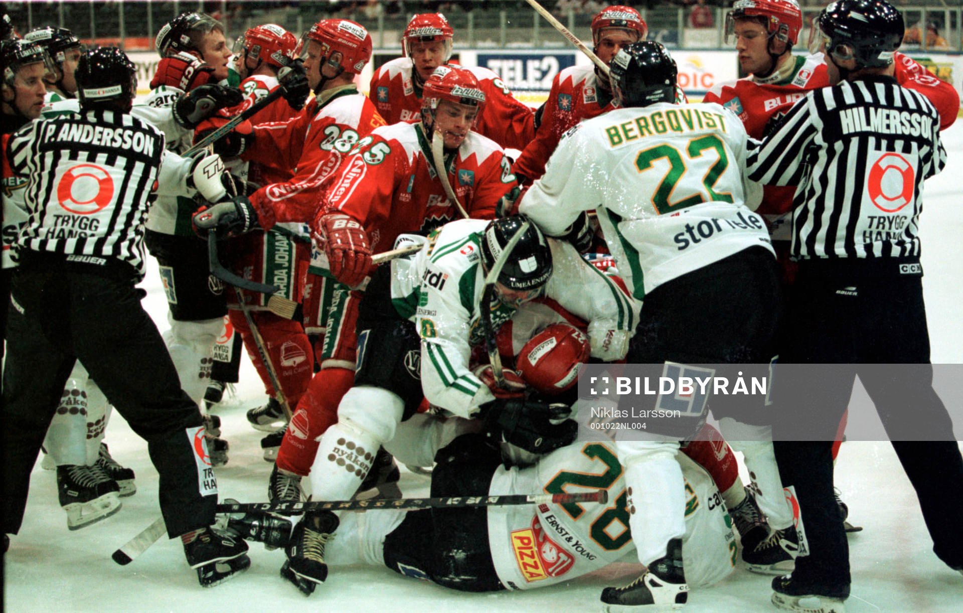 Elitserien, Frölunda - Björklöven. Ett jätteslagsmål