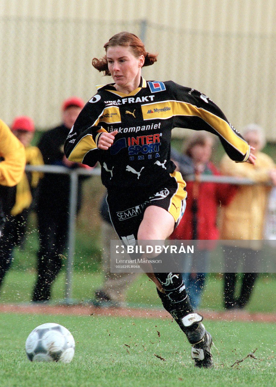 Fotboll, Allsvenskan, Dam, Landvetter - Umeå. Malin