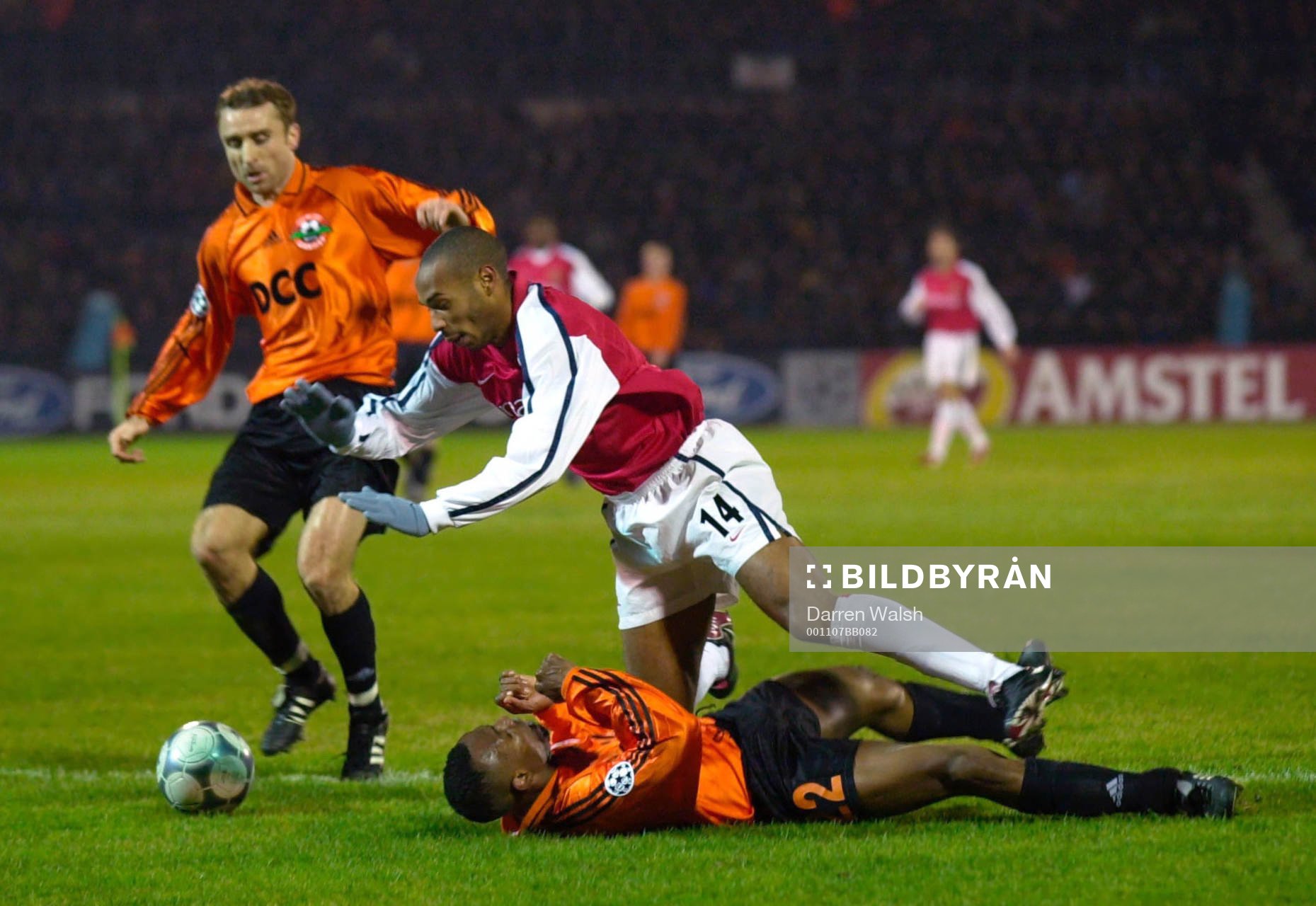 Thierry Henry, Arsenal och Isaac Okoronkwo, Shakhtar Donetsk