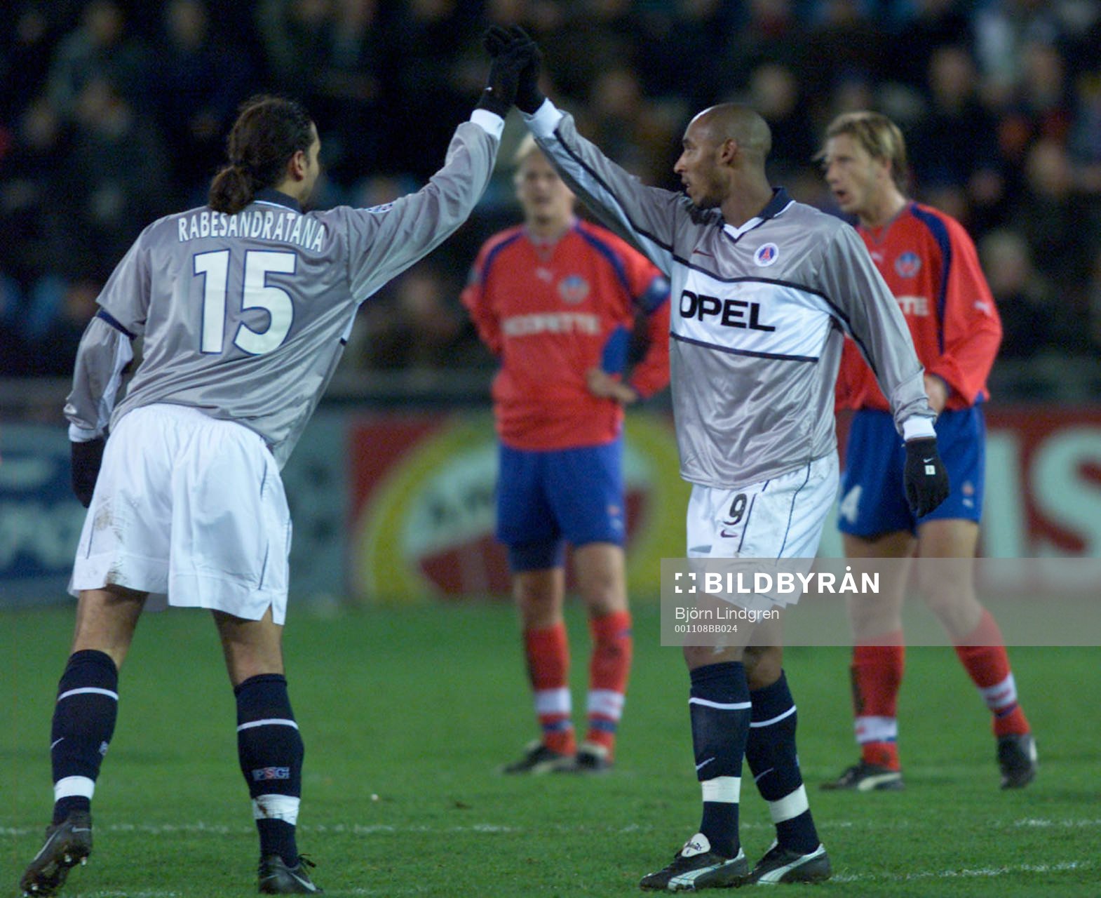  Eric Rabesandratana och Nicolas Anelka, Paris