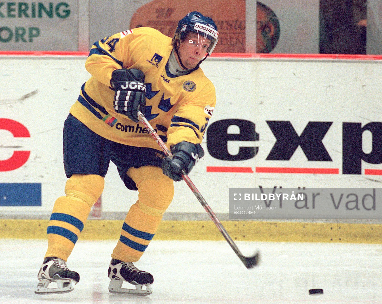 Daniel Tjärnqvist, Sverige