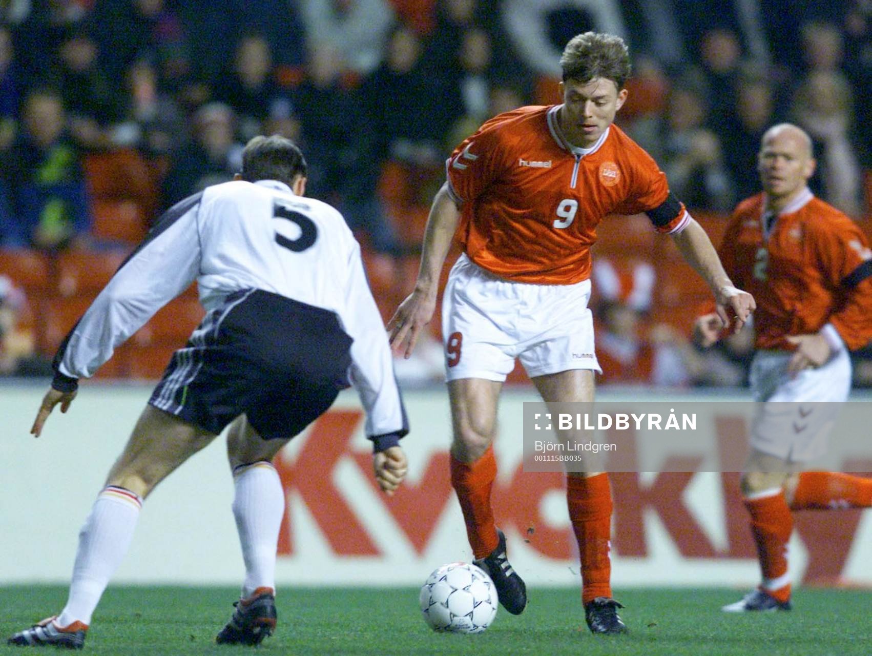 Jon Dahl Tomasson, Danmark och Jens Nowotny, Tyskland