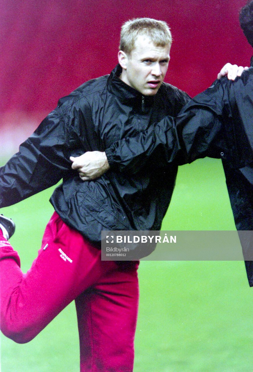 Football, Uefa Cup, 3rd Round, 2nd Leg, Liverpool -