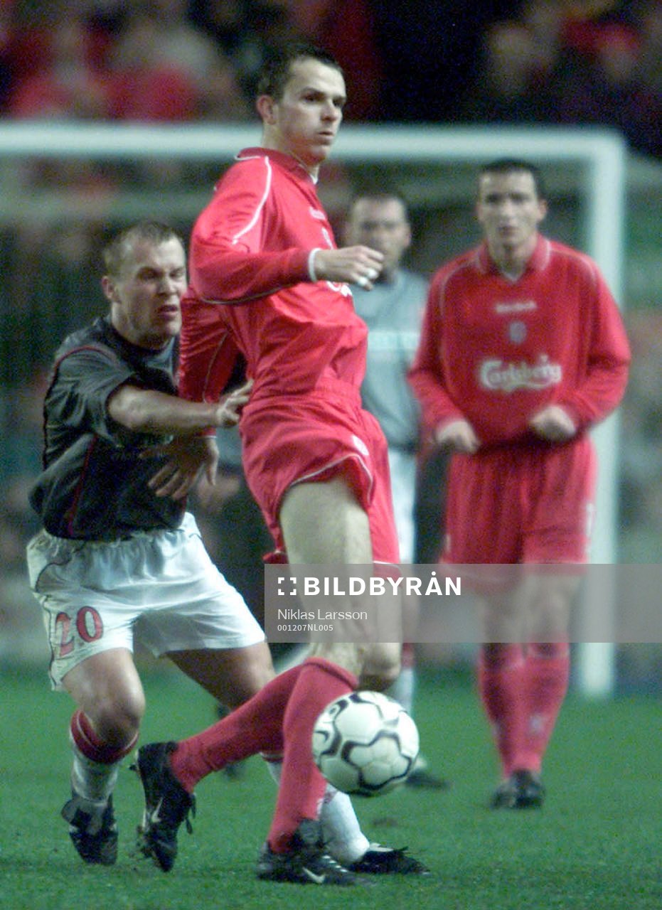 Pär Zetterberg, Olympiakos, mot Liverpools Dietmar Hamann