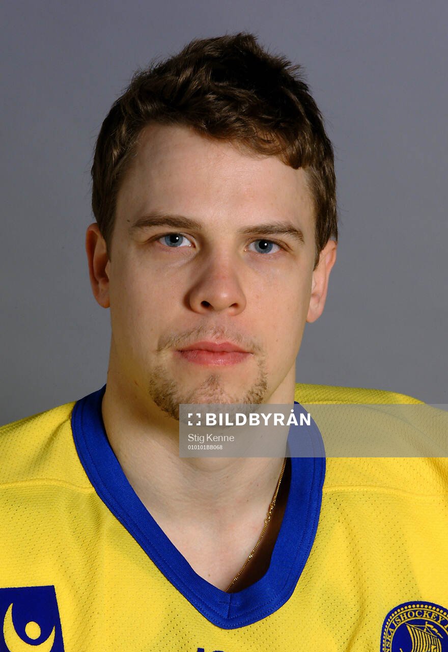 Kristian Gahn of team Sweden poses for a portrait in 2001.