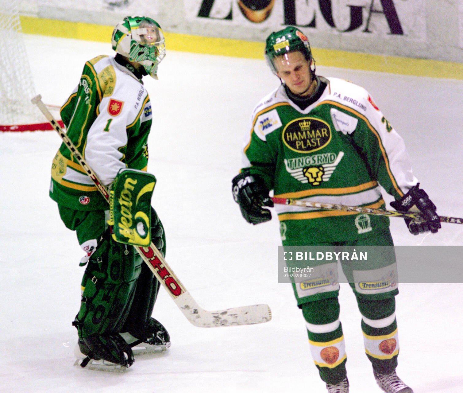 Tingsryds målvakt Mattias Elm och Morgan Hansson