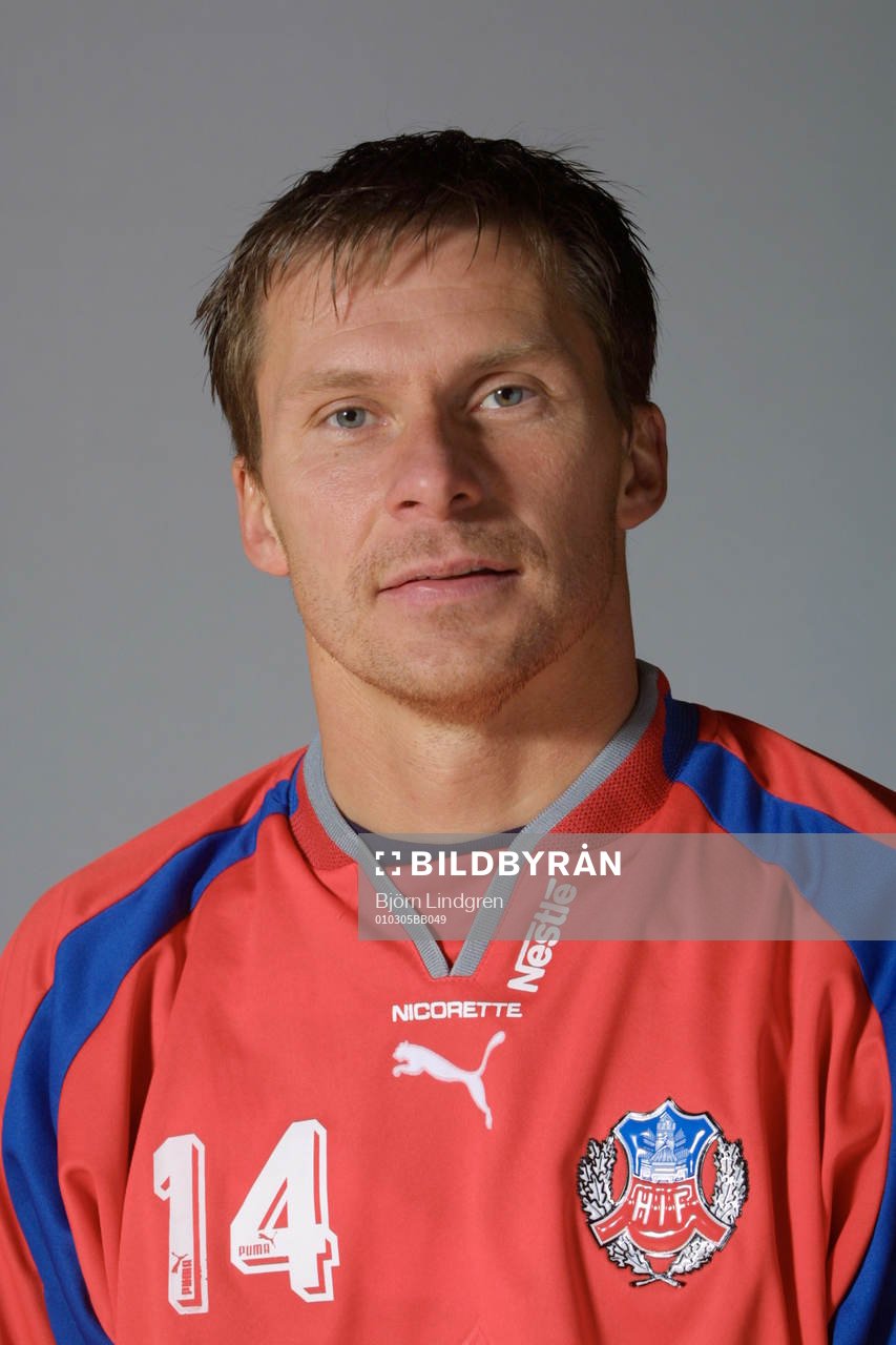 Nicklas Persson