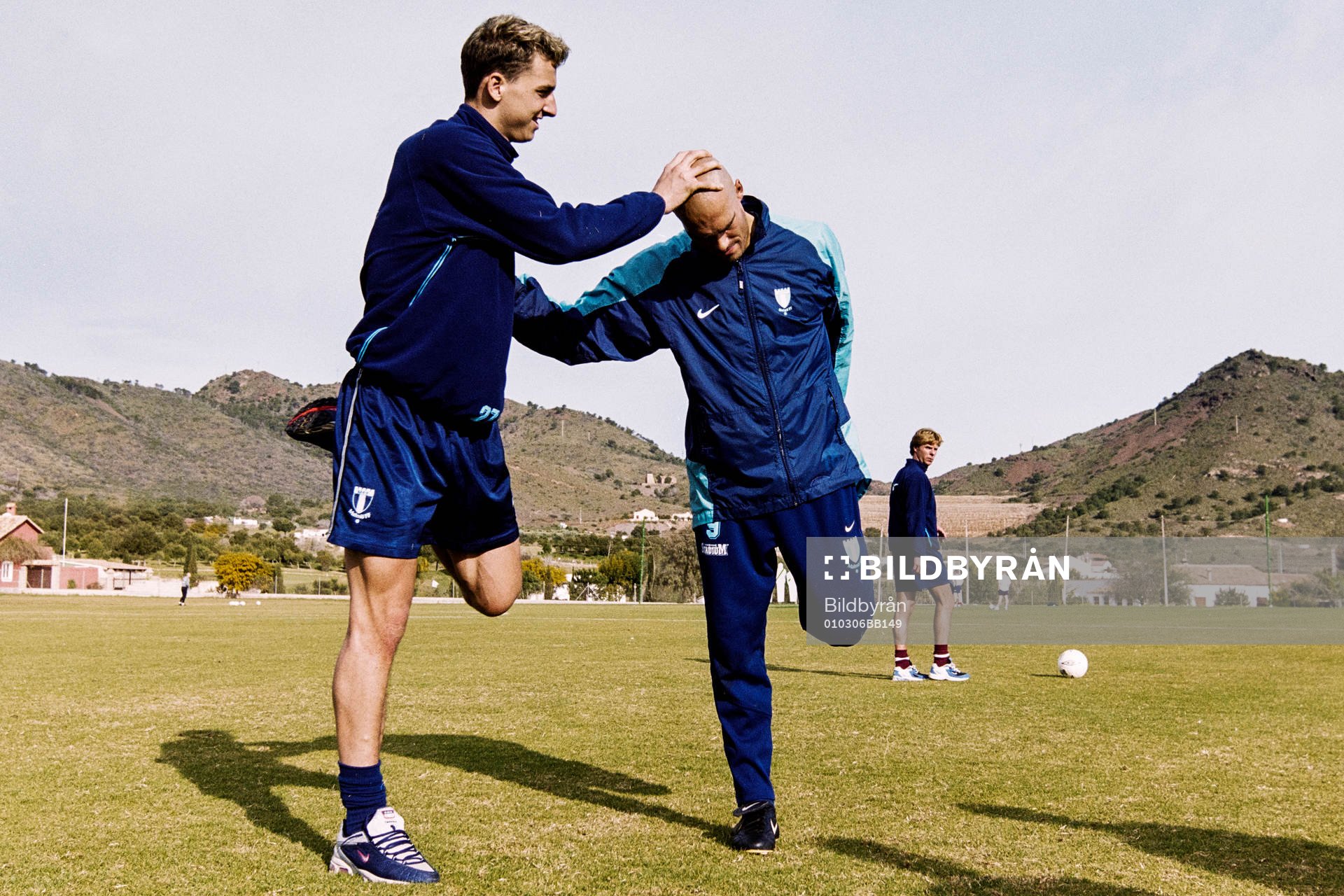  Zlatan Ibrahimovic och Daniel Majstorovic, Malmö stretchar tillsammans.