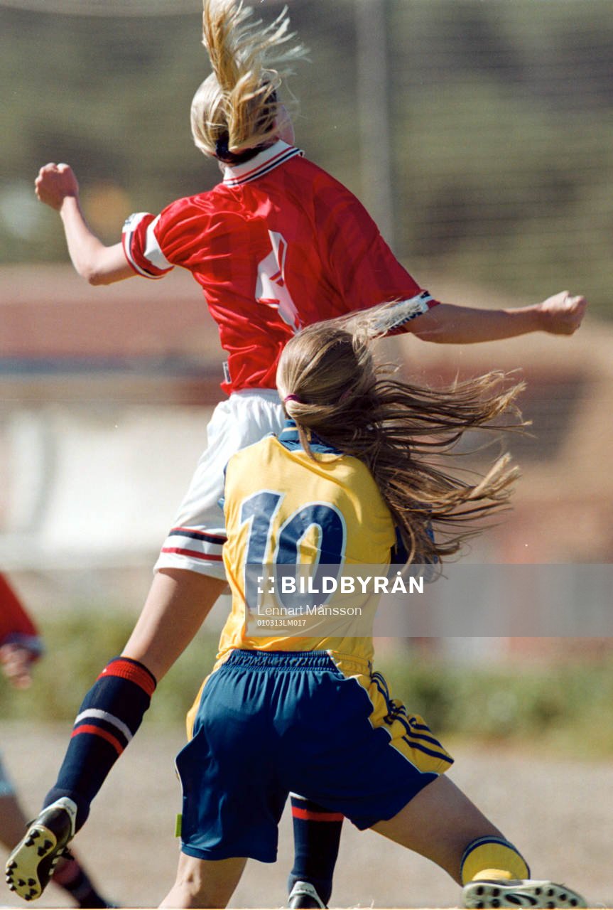 Fotboll, La Manga, F 18, Sverige - Norge