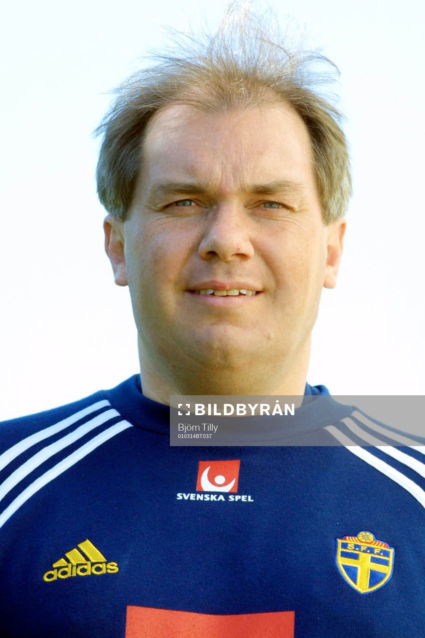 Fotboll, dam,  Lars Pihl, Sverige, videoanalytiker