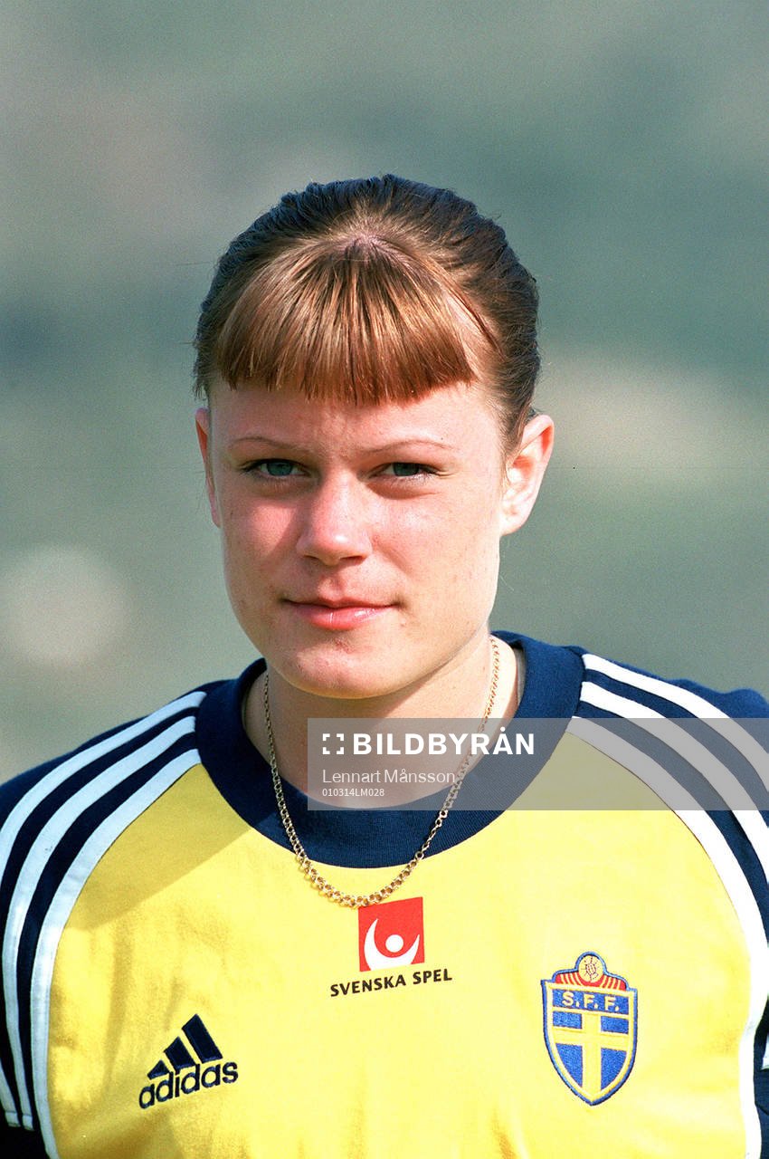 Madelene Göras, Sverige