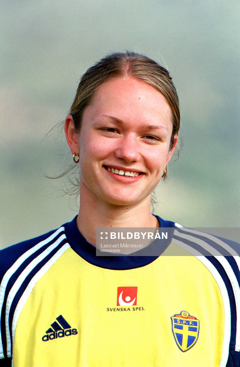 Stina Segerström, Sverige
