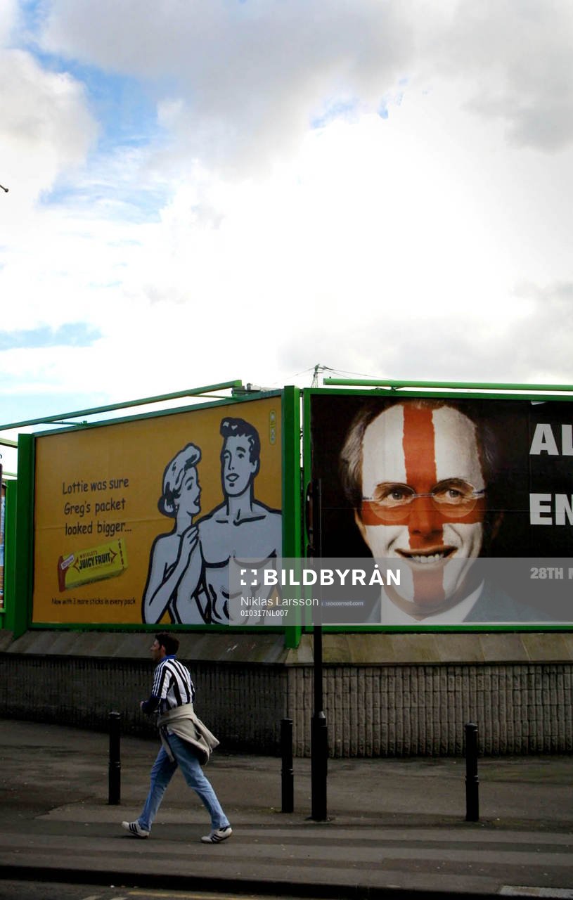  Sven-Göran Eriksson, förbundskapten England. (Reklamtavla)
